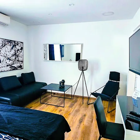Octagon Main Square Apartment Zagreb Exterior photo